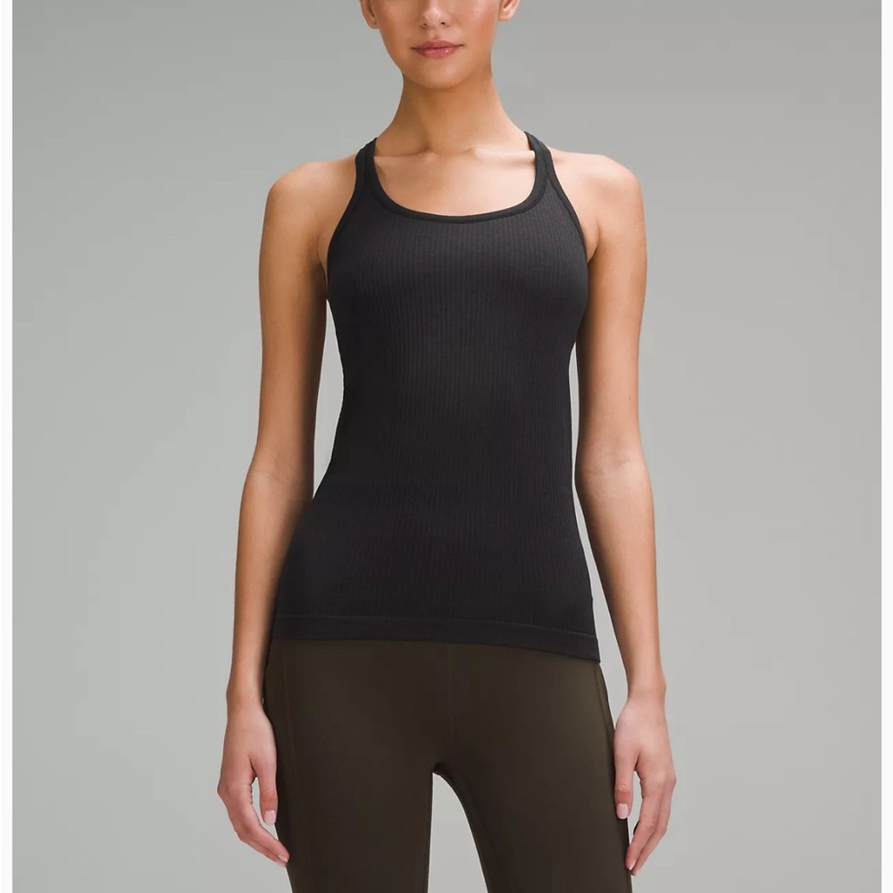 Ebb to Street Tank Top
Light Support, B/C Cup. Lululemon Tank, NWOT.